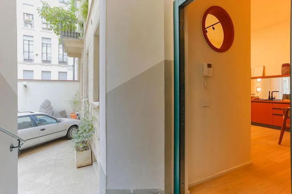 The Best Rent - Characterful Two-Bedroom Flat Steps From Palestro Milan