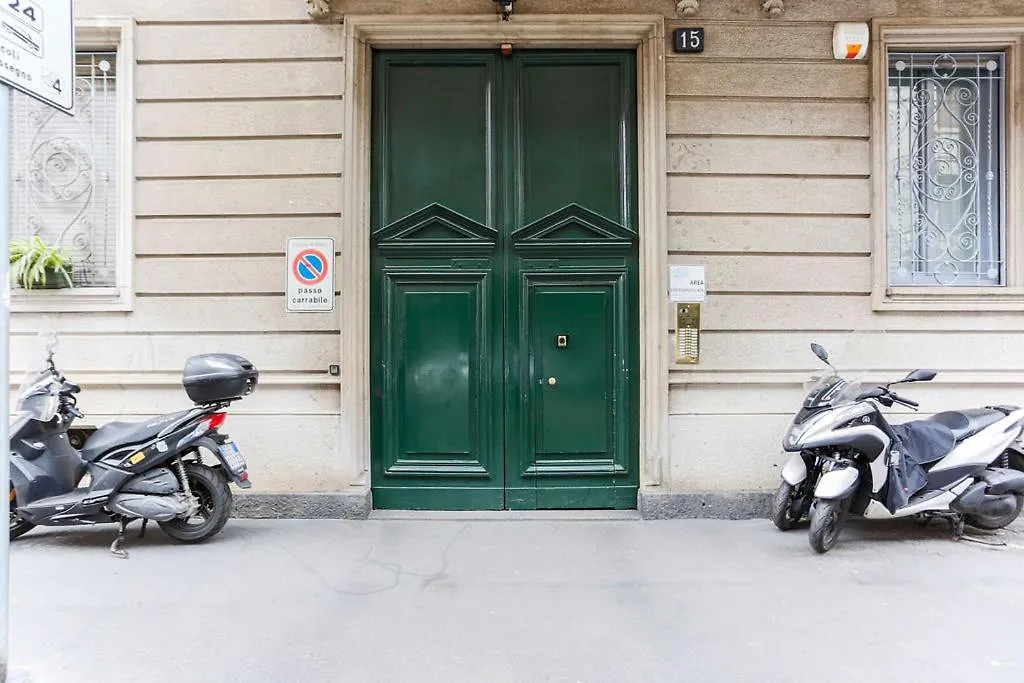 The Best Rent - Characterful Two-Bedroom Flat Steps From Palestro Milan 0*,  Italy