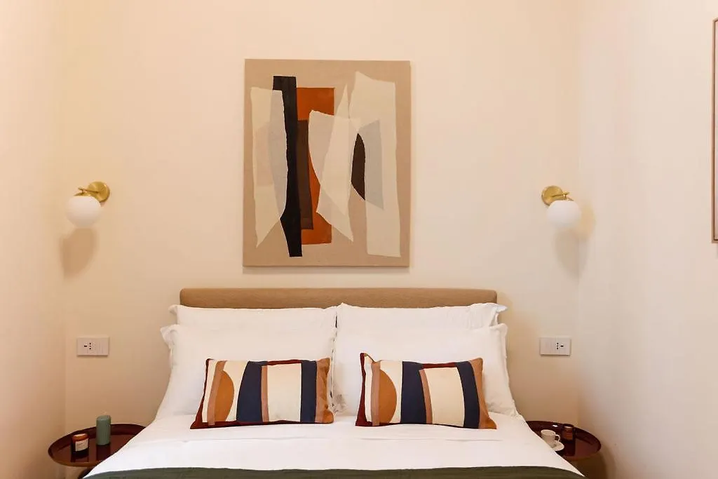 The Best Rent - Characterful Two-Bedroom Flat Steps From Palestro Milan Apartment