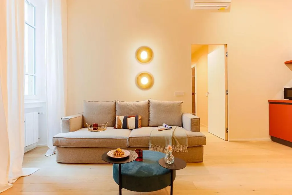 The Best Rent - Characterful Two-Bedroom Flat Steps From Palestro Milan