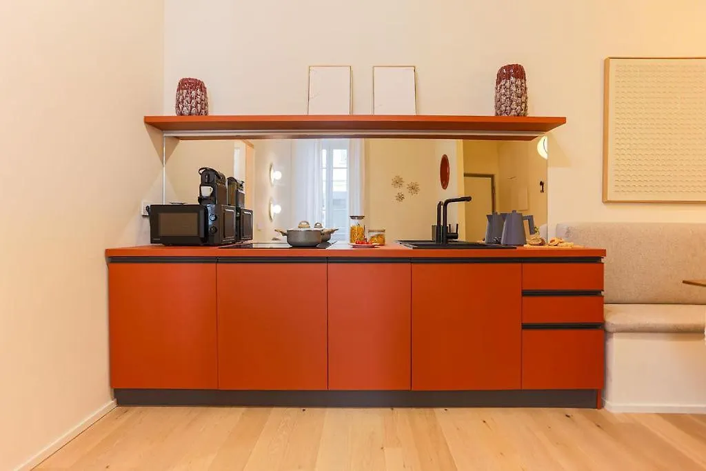 Apartment The Best Rent - Characterful Two-Bedroom Flat Steps From Palestro Milan