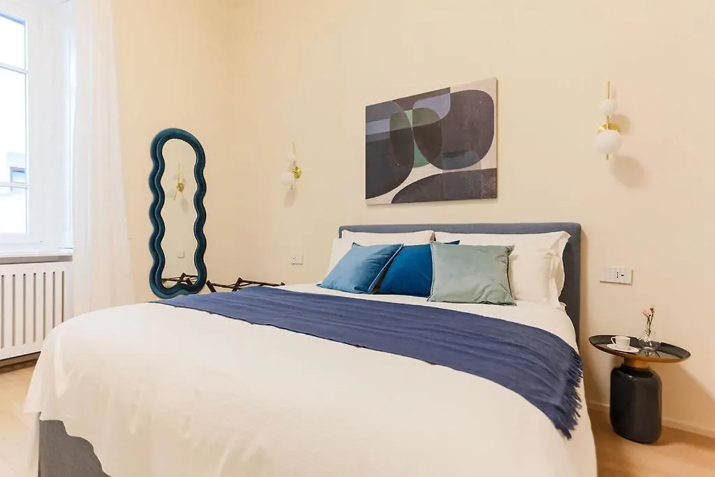 The Best Rent - Characterful Two-Bedroom Flat Steps From Palestro Milan Apartment